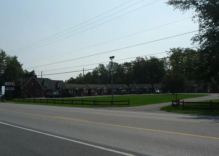 Red Rose Motel